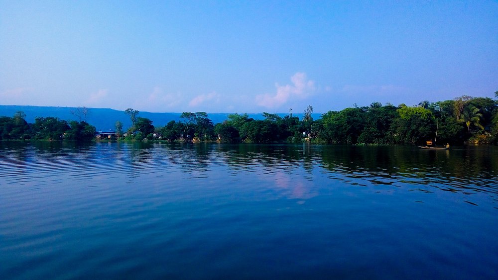 Luxury Houseboats in Tanguar Haor